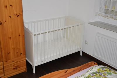 Kinderbett im Schlafzimmer